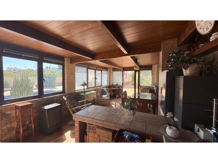 Image No.9-7 Bed Villa for sale