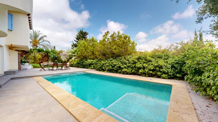 Image No.27-5 Bed Villa for sale