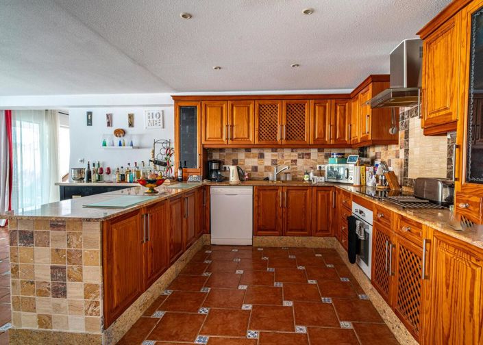 Image No.12-4 Bed Villa for sale