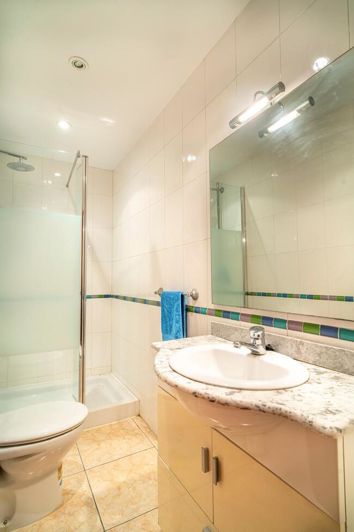 Image No.8-4 Bed Villa for sale