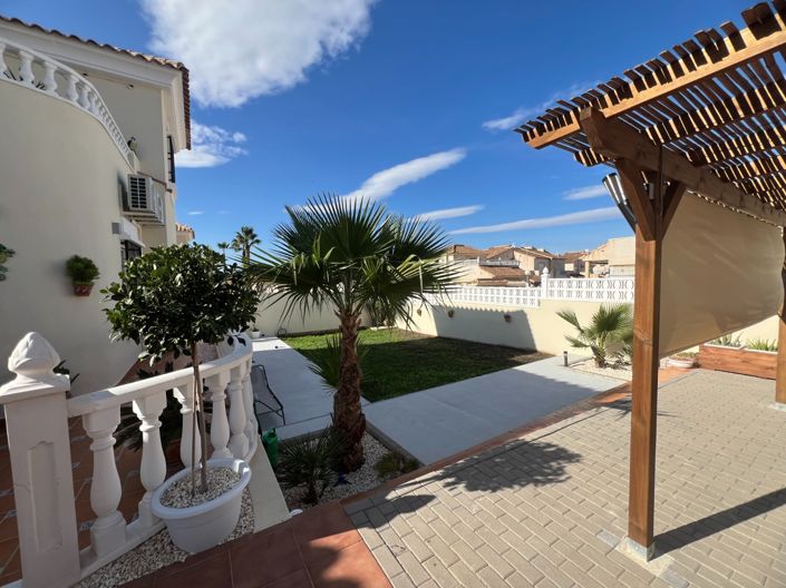 Image No.2-Villa de 5 chambres à vendre à Algorfa