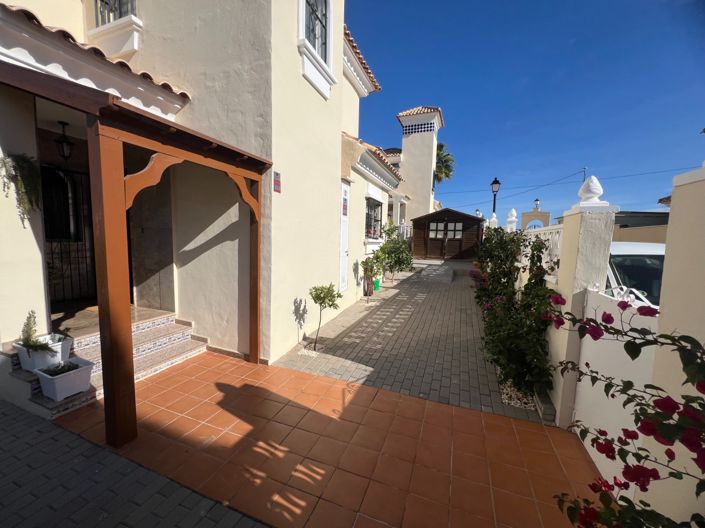 Image No.5-Villa de 5 chambres à vendre à Algorfa