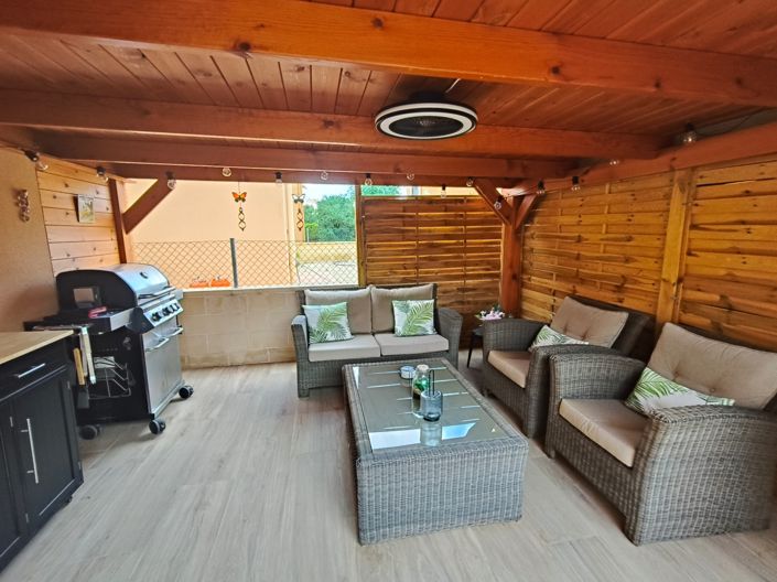 Image No.13-2 Bed Villa for sale