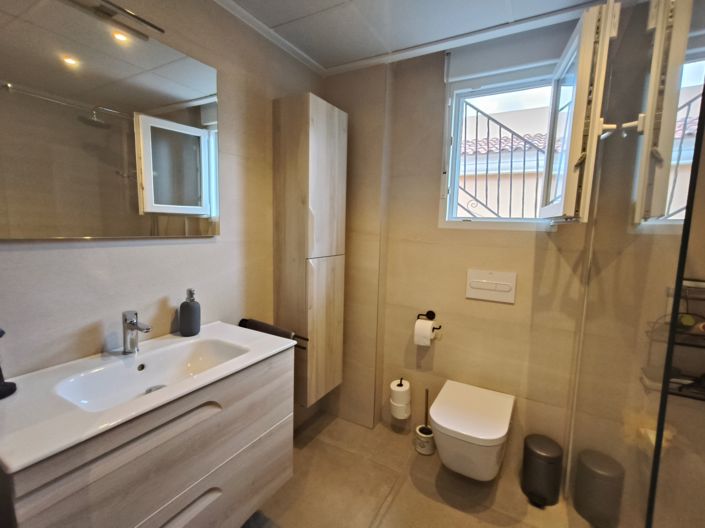 Image No.9-2 Bed Villa for sale