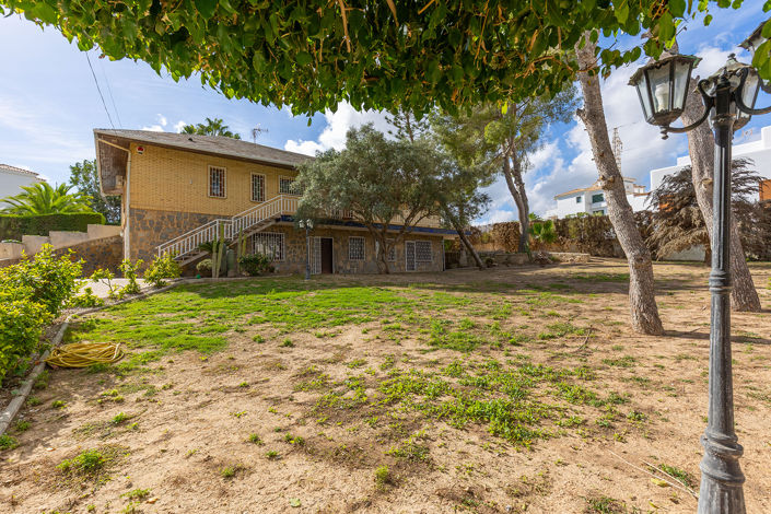 Image No.48-5 Bed Villa for sale