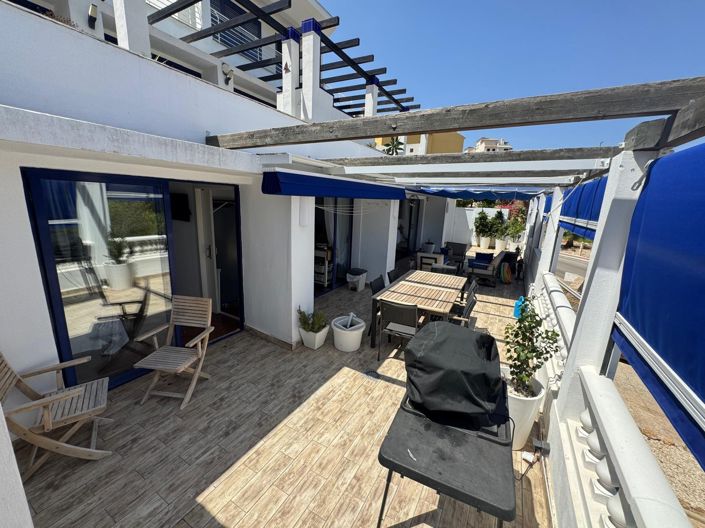 Image No.23-3 Bed Apartment for sale