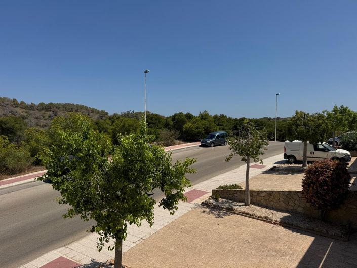 Image No.29-3 Bed Apartment for sale