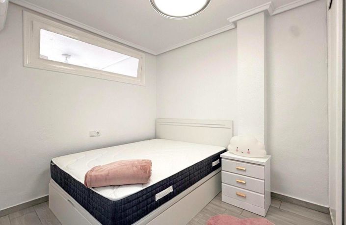 Image No.10-2 Bed Apartment for sale