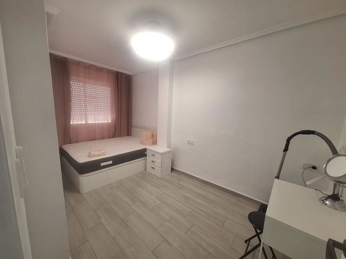 Image No.17-2 Bed Apartment for sale