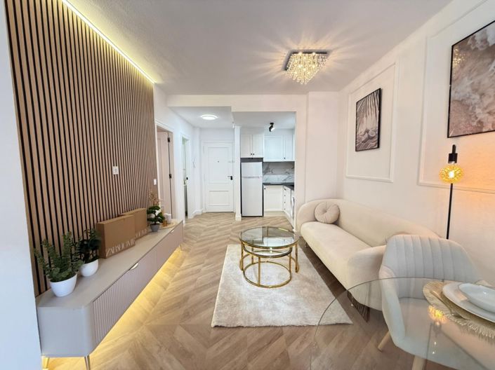 Image No.3-Appartement de 2 chambres à vendre à Torrevieja