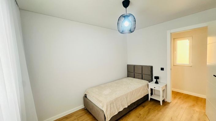 Image No.22-3 Bed Apartment for sale