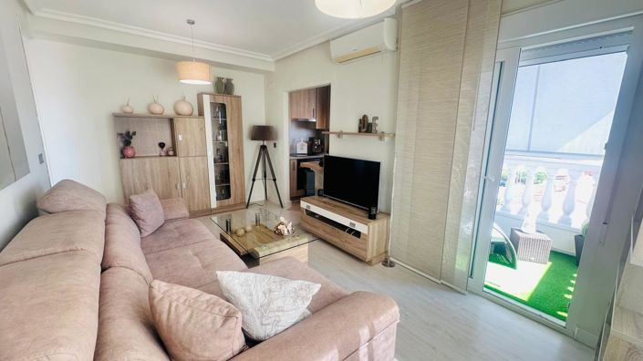 Image No.2-Appartement de 2 chambres à vendre à Torrevieja