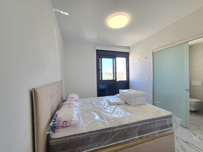 Image No.10-2 Bed Apartment for sale