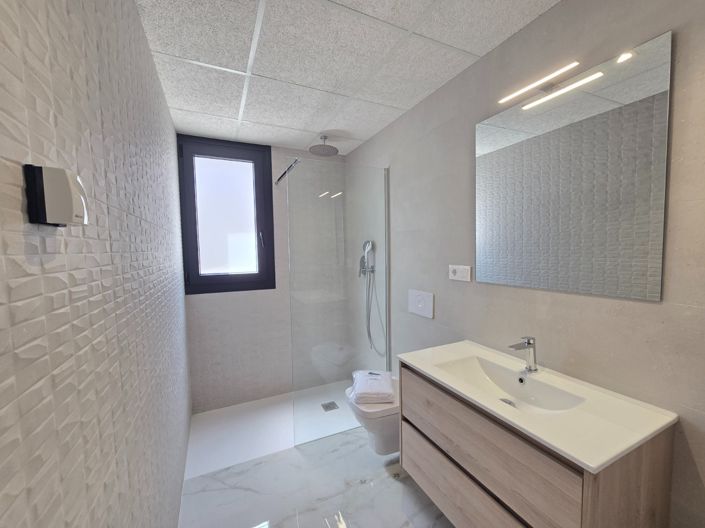 Image No.22-2 Bed Apartment for sale