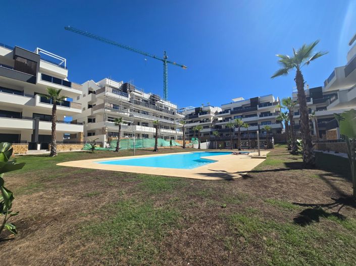 Image No.4-Appartement de 2 chambres à vendre à Orihuela Costa