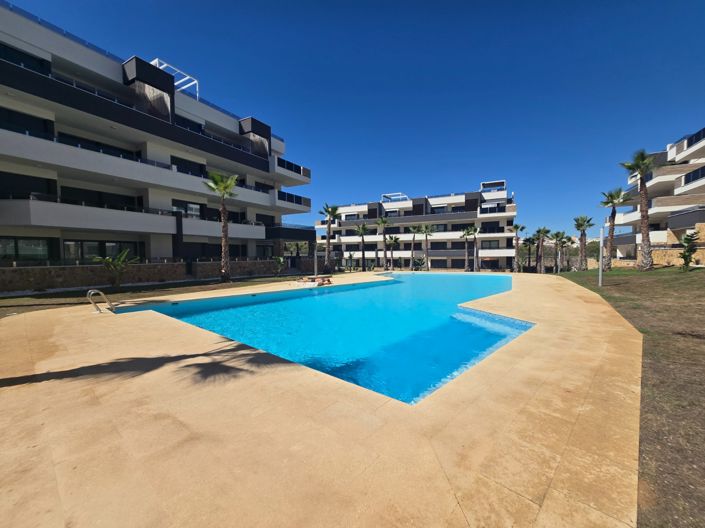 Image No.4-2 Bed Apartment for sale