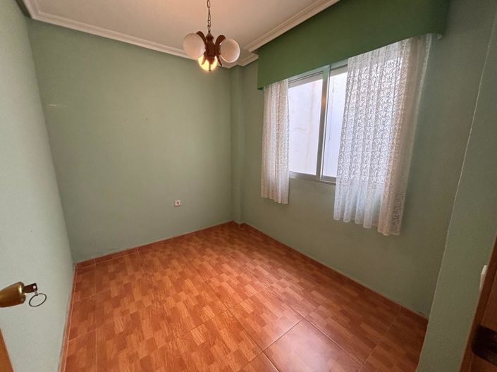 Image No.14-2 Bed Apartment for sale