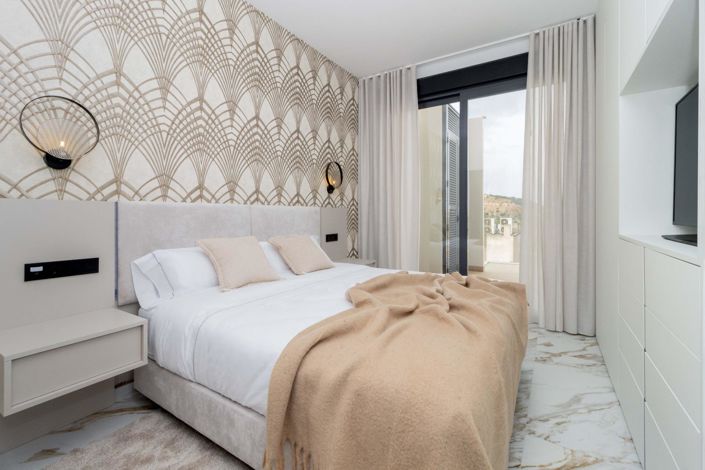 Image No.17-3 Bed Apartment for sale