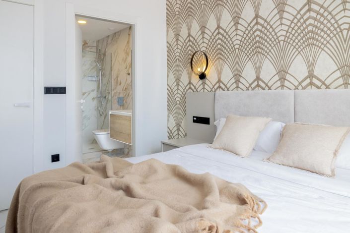 Image No.19-3 Bed Apartment for sale