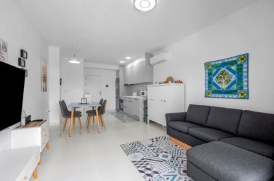 o1j3nri5qe18843j1gil1gt61gvq2j