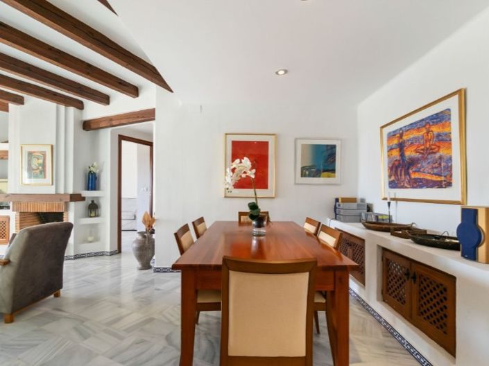 Image No.9-3 Bed Apartment for sale