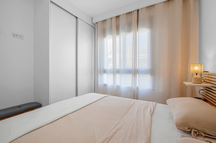 Image No.16-2 Bed Apartment for sale