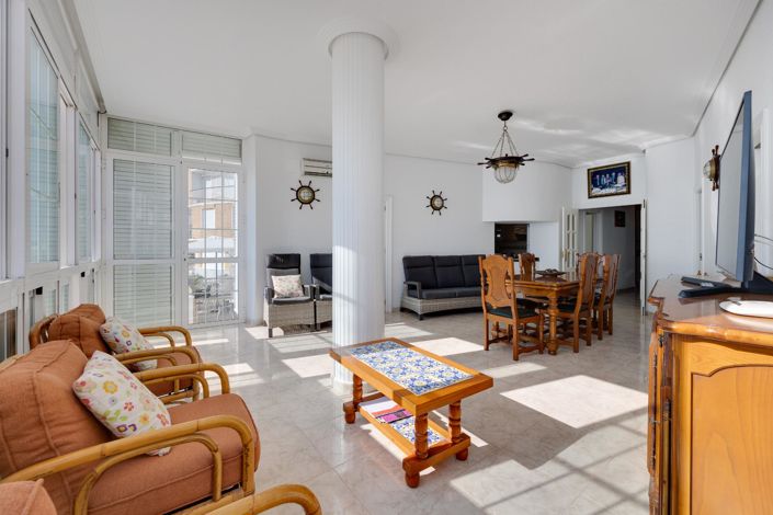 Image No.8-4 Bed Apartment for sale