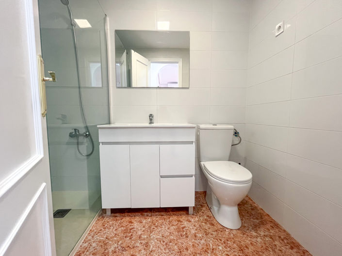 Image No.27-2 Bed Apartment for sale