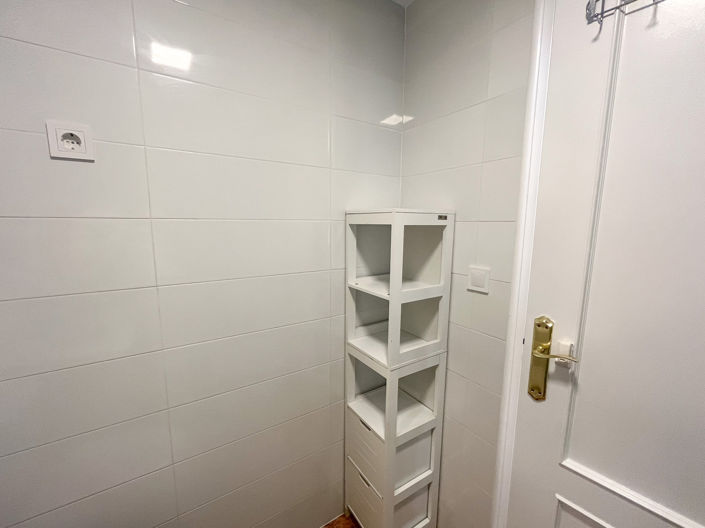 Image No.33-2 Bed Apartment for sale