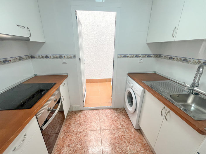 Image No.37-2 Bed Apartment for sale