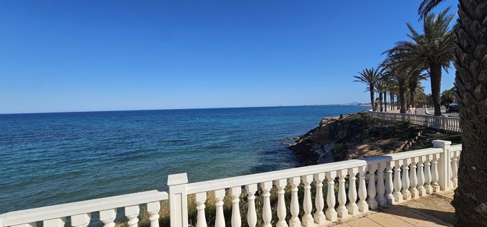 Image No.25-3 Bed Apartment for sale