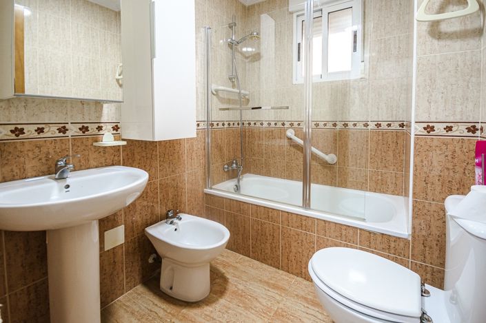 Image No.11-2 Bed Apartment for sale