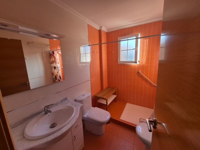 Image No.15-3 Bed Apartment for sale