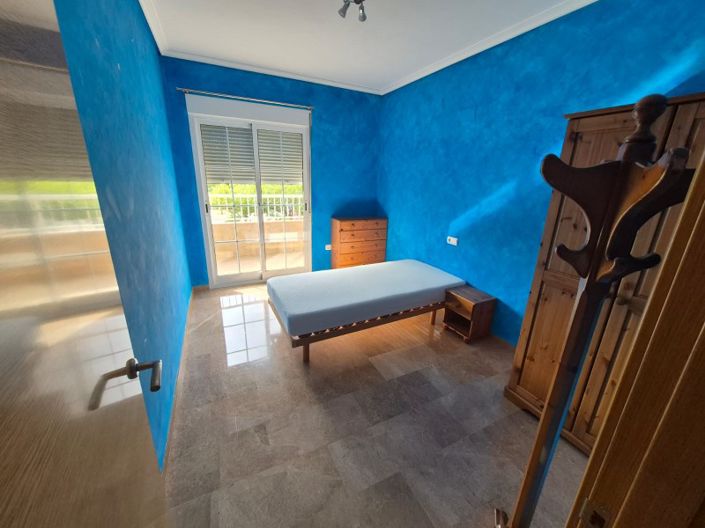 Image No.21-3 Bed Apartment for sale