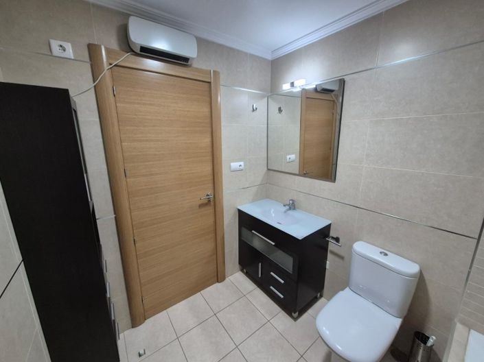 Image No.25-3 Bed Apartment for sale