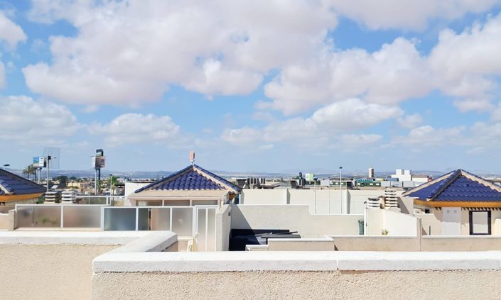 Image No.17-2 Bed Apartment for sale