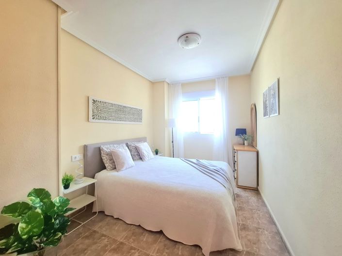 Image No.16-2 Bed Apartment for sale