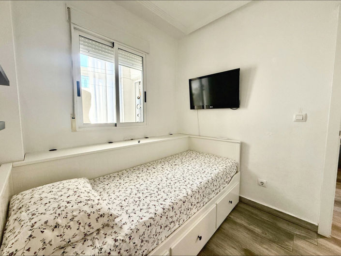 Image No.23-2 Bed Apartment for sale