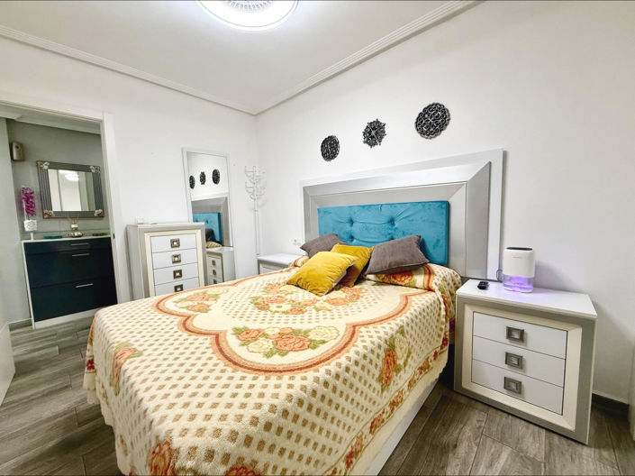 Image No.4-2 Bed Apartment for sale