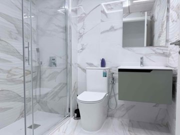 g8vxa2uqbx2ehw84vvimz