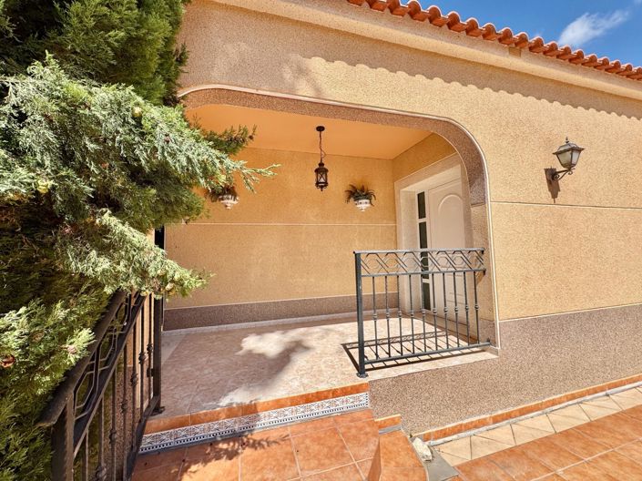 Image No.14-3 Bed Villa for sale