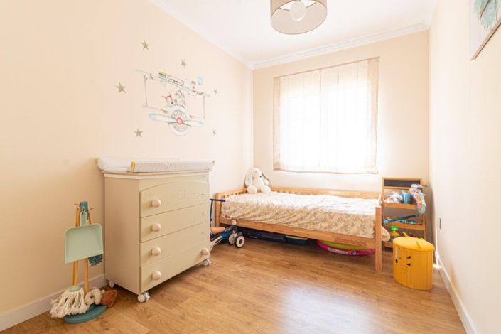 Image No.34-3 Bed Apartment for sale