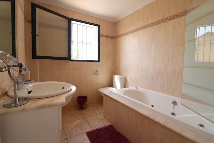 Image No.23-Villa de 5 chambres à vendre à Algorfa