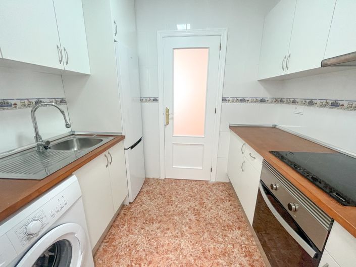 Image No.8-2 Bed Apartment for sale