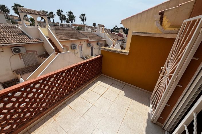 Image No.16-3 Bed Property for sale