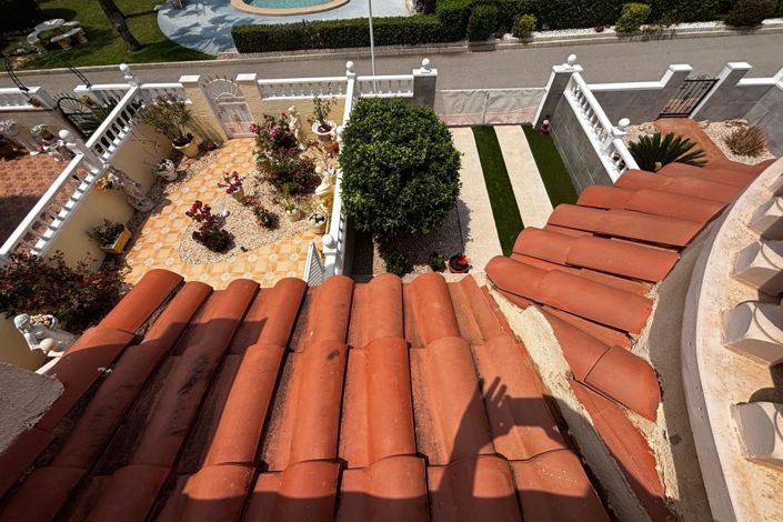 Image No.18-3 Bed Property for sale