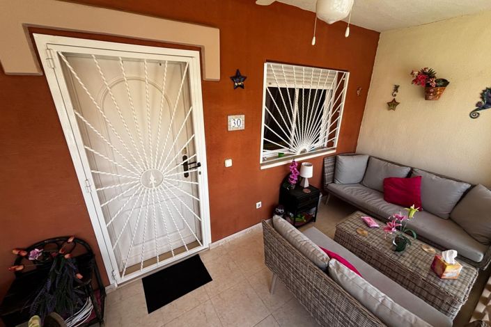 Image No.28-3 Bed Property for sale