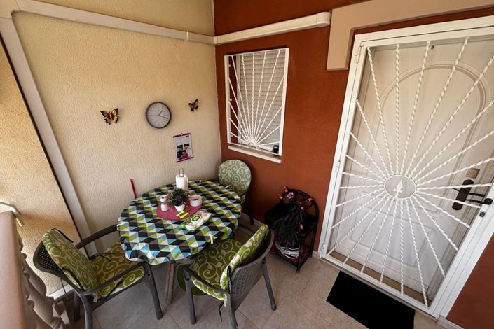 Image No.29-3 Bed Property for sale