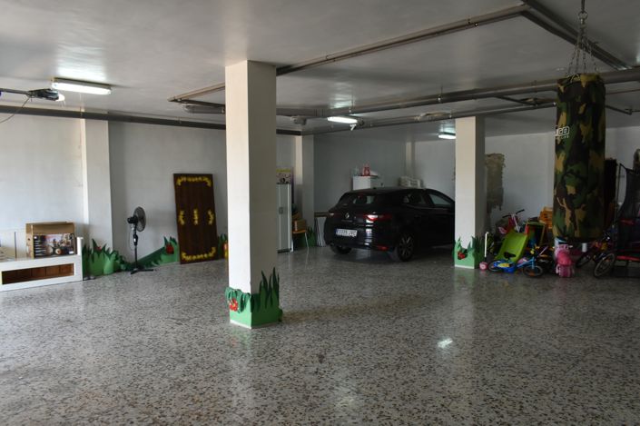 Image No.30-3 Bed Property for sale