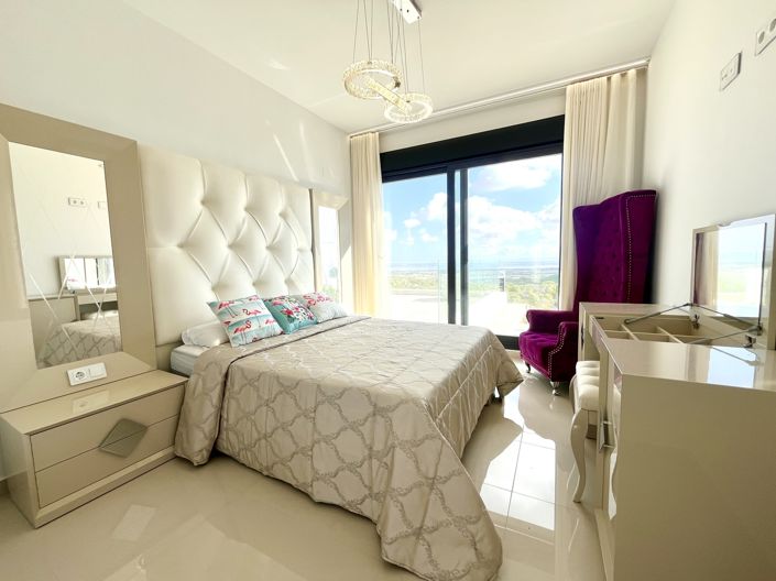 Image No.12-5 Bed Villa for sale